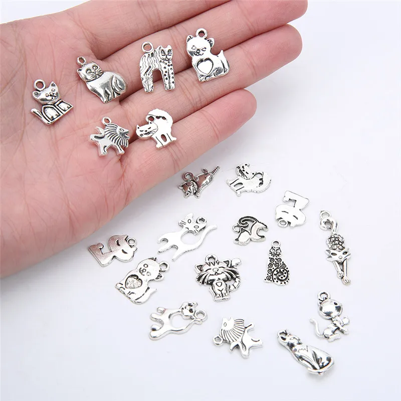 20pcs Random Mixed Animal Charms Lot Bulk Alloy Metal Cat Dog Butterfly  Earrings Charms Pendants for DIY Bracelet Jewelry Making