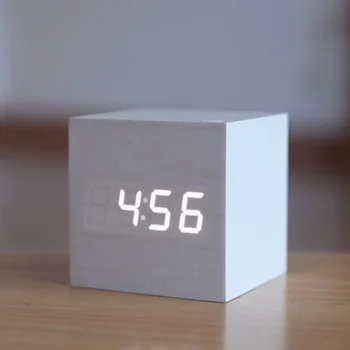 

Alarm Clock Backlight Voice Control Wood Retro Glow Clock Sounds Control LED Display Calender Office Decoration CC7NZ LLR