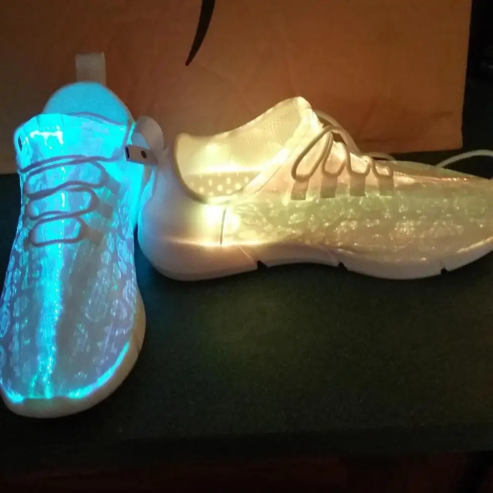 Светодиодные оптоволоконные туфли для девочек и мальчиков, для мужчин и женщин, с USB зарядкой, светящиеся кроссовки для мужчин, Рождественский подарок на вечеринку в честь Хэллоуина, обувь с подсветкой