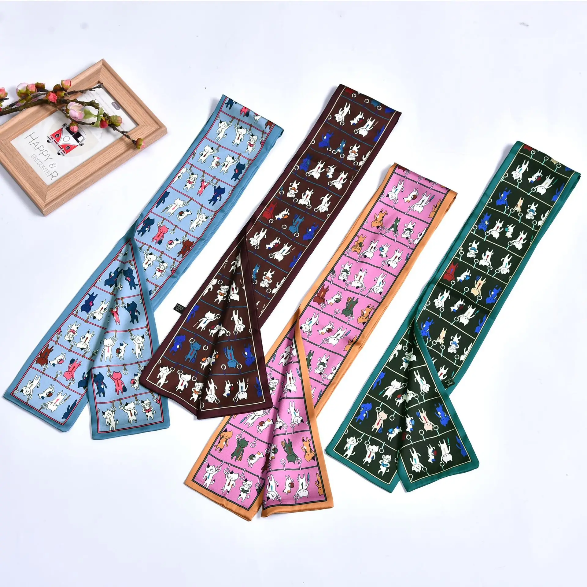 

Cat Pattern Small Silk Scarf for Lady Autumn Wild Scarves Long Neckerchief Imitating Silk Printing Women Head Neck Decoration