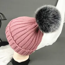 Вязаные шапочки со съемными натуральный мех лисы помпонами, зимняя шапка для женщин и детей, шапка для родителей и детей