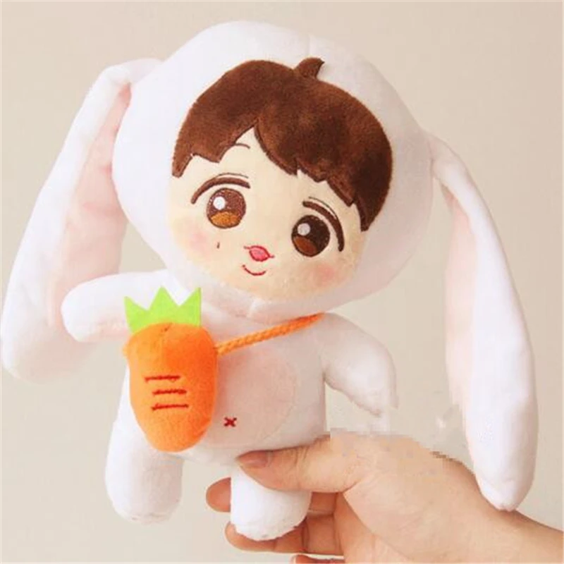 

23cm Korea Kawaii Stuffed Doll Rabbit With Carrot Bag Issing LAY Collection Cute Soft Cotton Plush Dolls Toy Gifts Fans Toys Hot