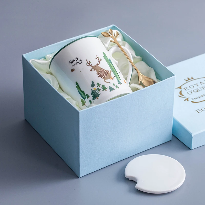 

OUSSIRRO Christmas Novelty Creative Ceramic Cup In Gift Box Coffee/Milk Mugs With Lid Spoon Give The Lover A Birthday Gift