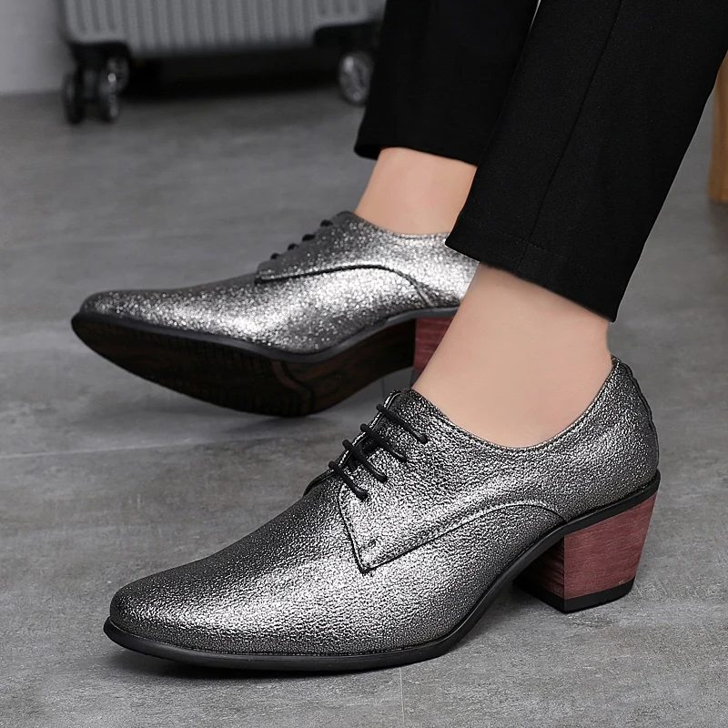 2020 Men Glitter Formal Shoes High Heels Oxfords Soft Mocassin Homme Chaussure Height Increase Dress Driving Boat Shoes Gommino