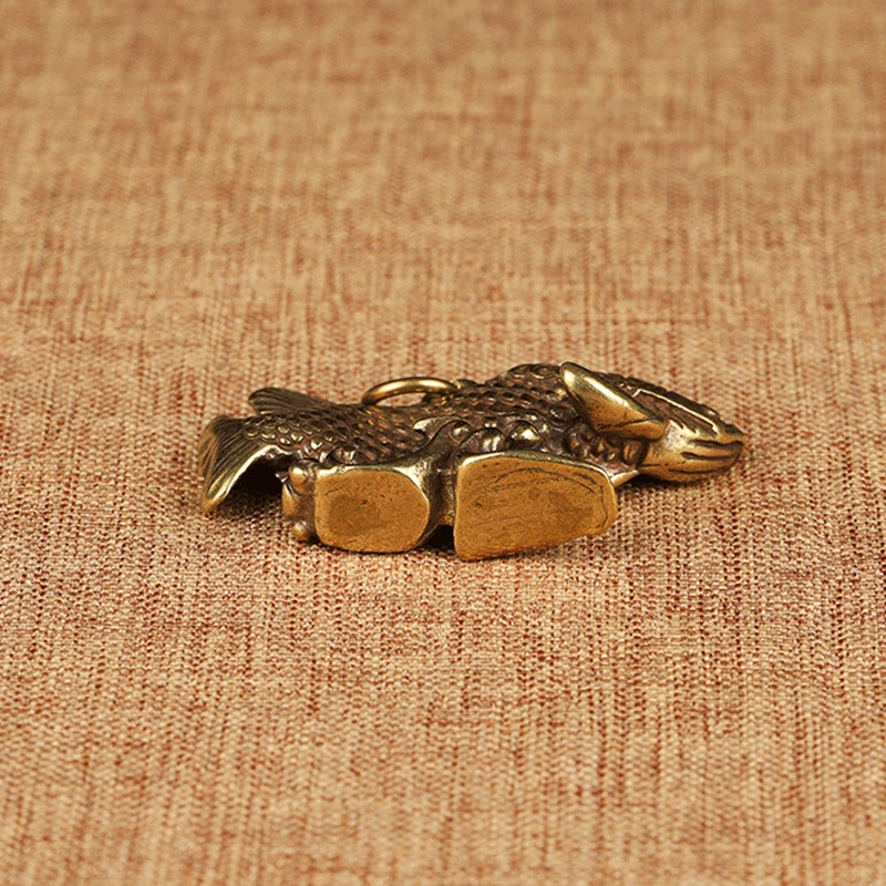 fish figurines keychain pendant brass (1)