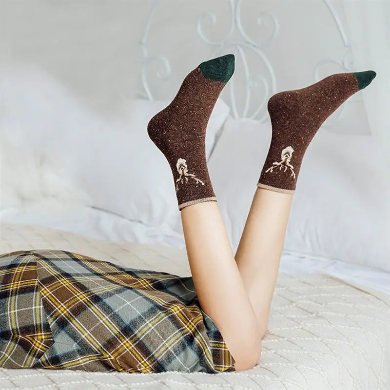 5 пар, женские зимние теплые носки, Рождественские Носки с рисунком лося, Носки с рисунком, чулки средней длины, очаровательные чулки для женщин