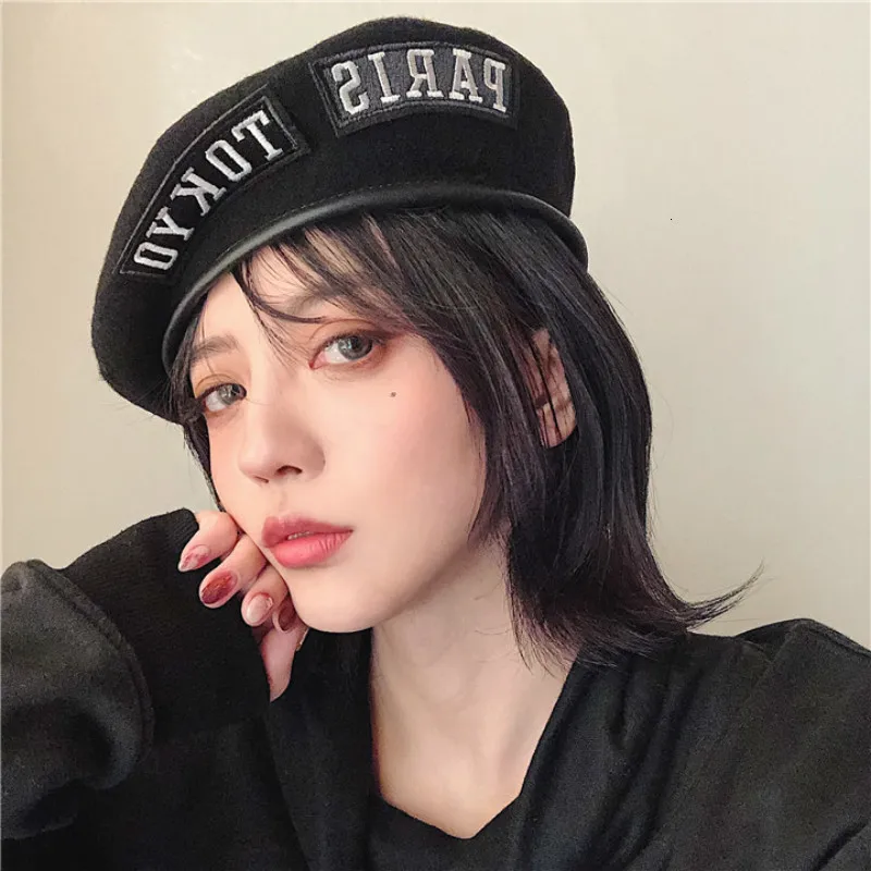 

Black Beret Vintage Winter Letter Embroidery Painter Hat Women Fashion Autumn Winter Hat Accessary