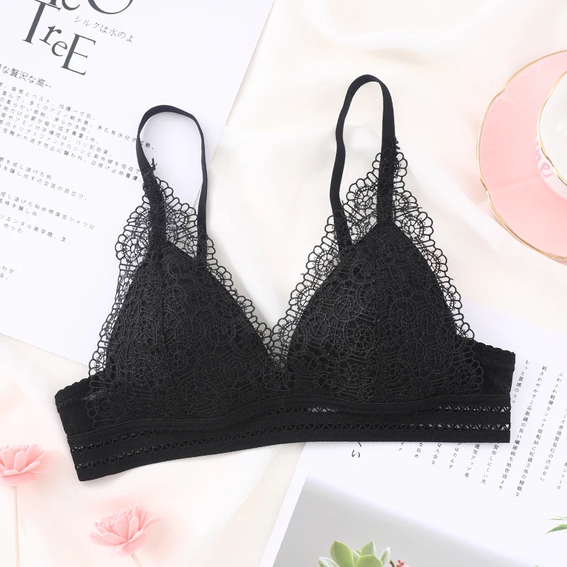 Women Thin Bras French Style Bralette Lace Wireless Triangle Cup Women Lingerie Soft Bra Seamless Underwear Deep V Lingerie