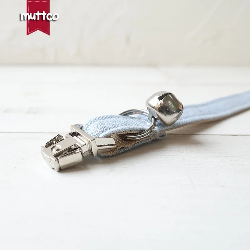 MUTTCO retailing self-design cat collar THE LIGHT JEAN handmade collar wathet blue and white 2 sizes cat collar UCC034