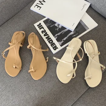 

Sandals fairy wind tide 2020 all-match thick heel black Middle heel girl