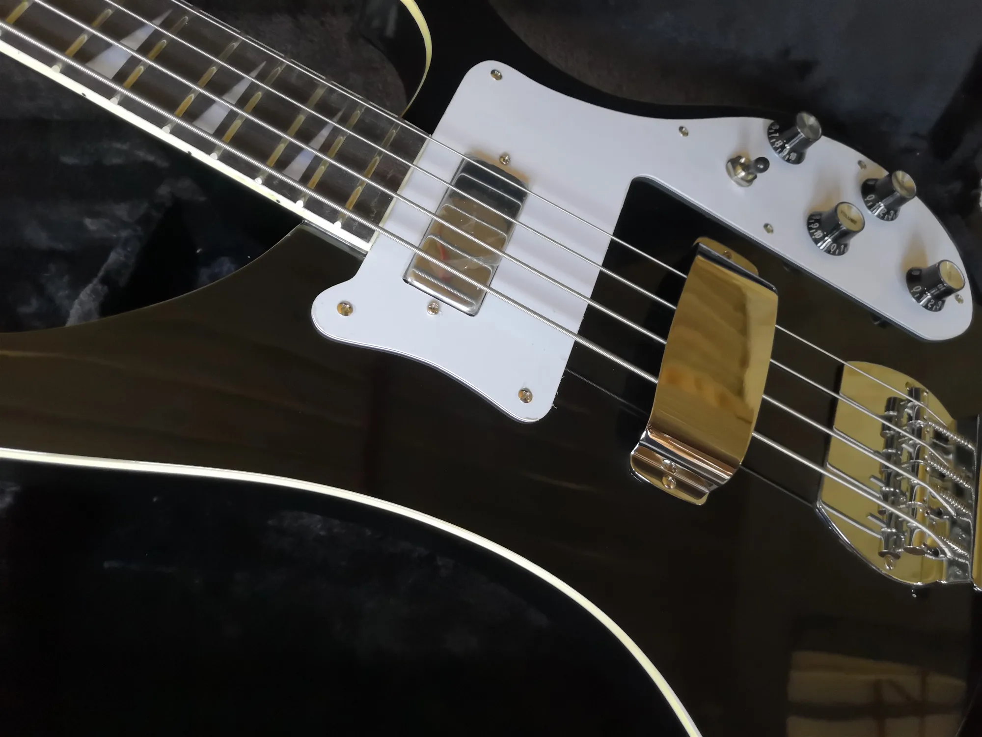 Электрическая бас-гитара черного цвета 4 струны для бас-гитары Rick 4003 хромовое оборудование. Индивидуальные, paypal доступны! Bs-24