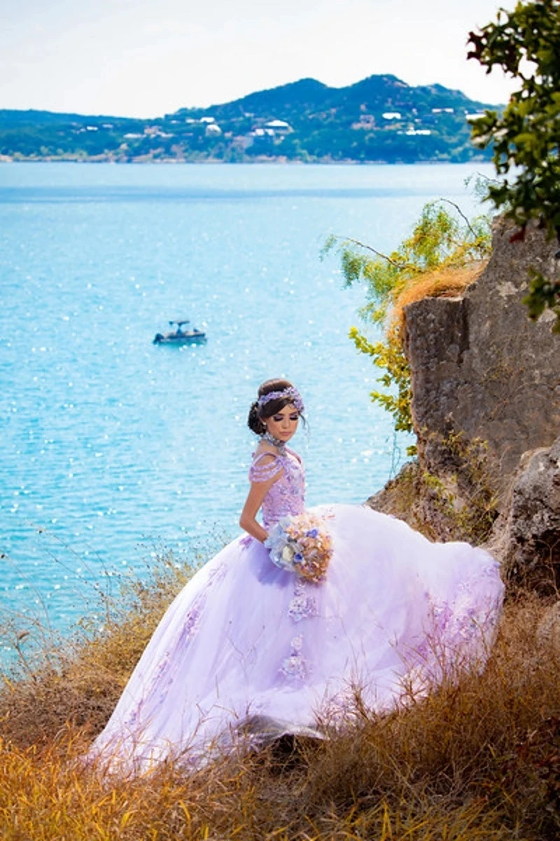 Amazing Light Purple Quinceanera Dresses Lace Applqiues Sweet 16 Court Train Vestidos De 15