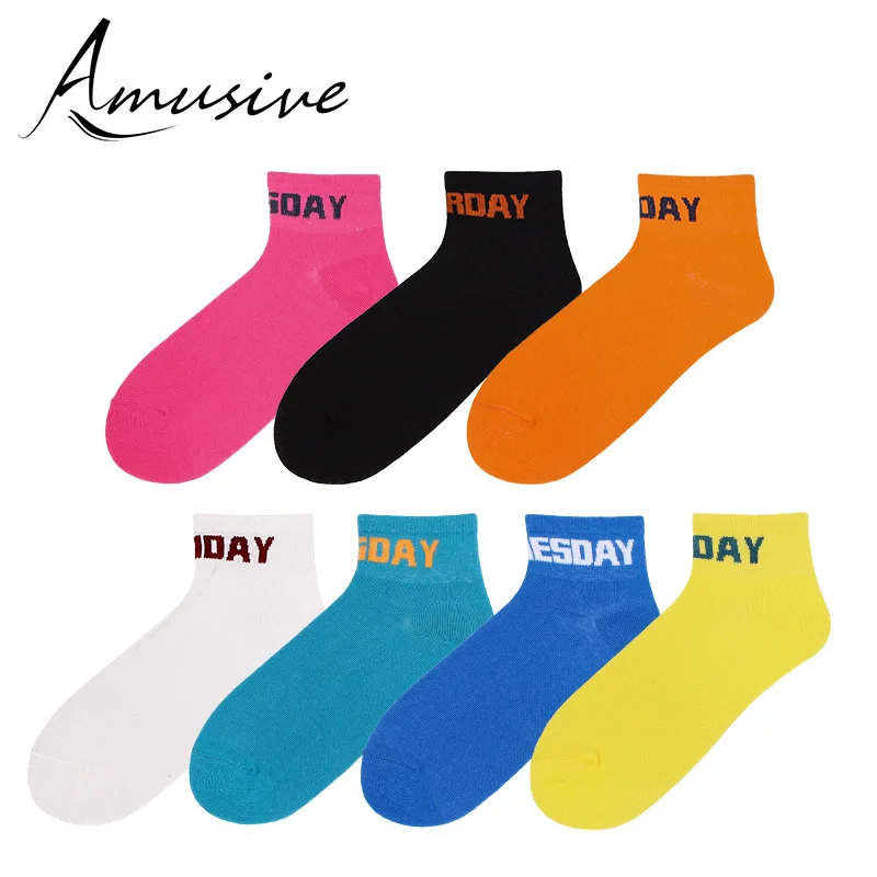 

Men And Women Low-Cut Short Socks Fashion & Sports No-show Socks Breathable Lettered Socks