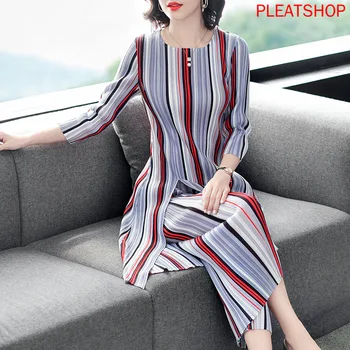 

2020 Spring New Style Set Europe And America Fashion Stripes Irregular Miyake Pleated Fold Large Size Two-Piece Women's suit