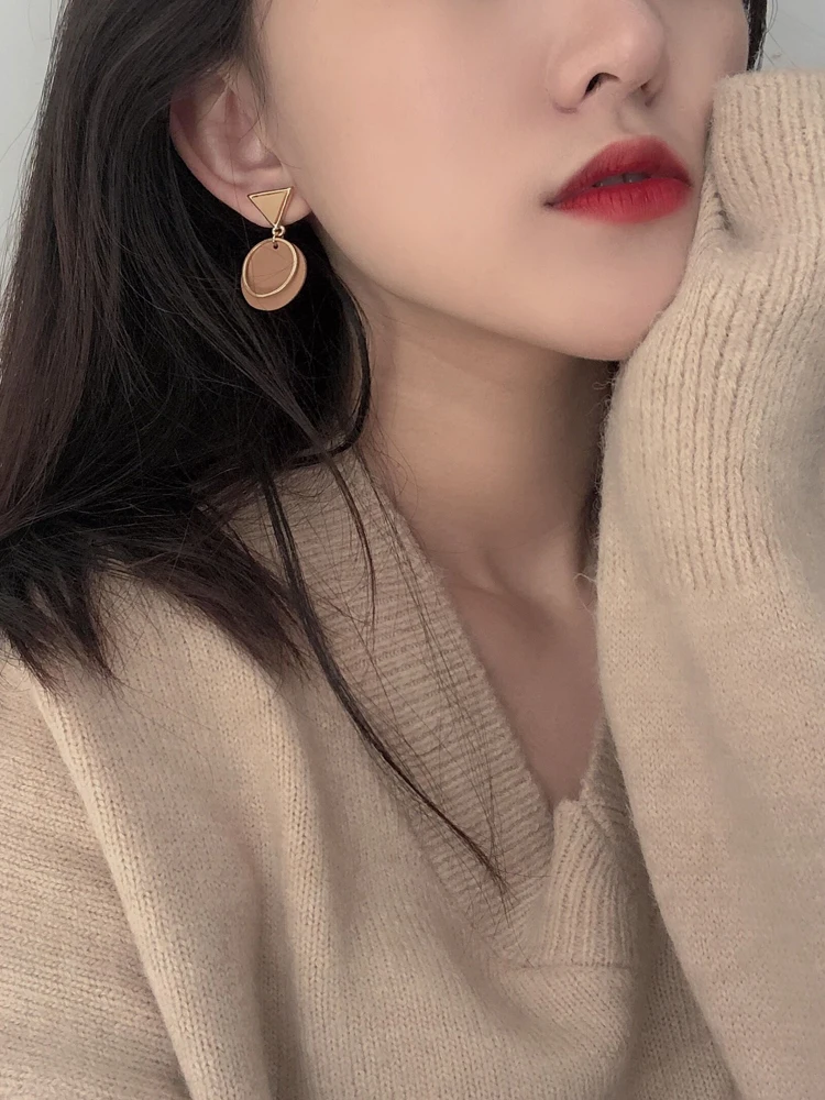 Hot selling Delicate Enamel Coating Drop Earrings Winter Trendy Cloth Resin Pompon Flower Hairball Earrings For Girl Women Gifts