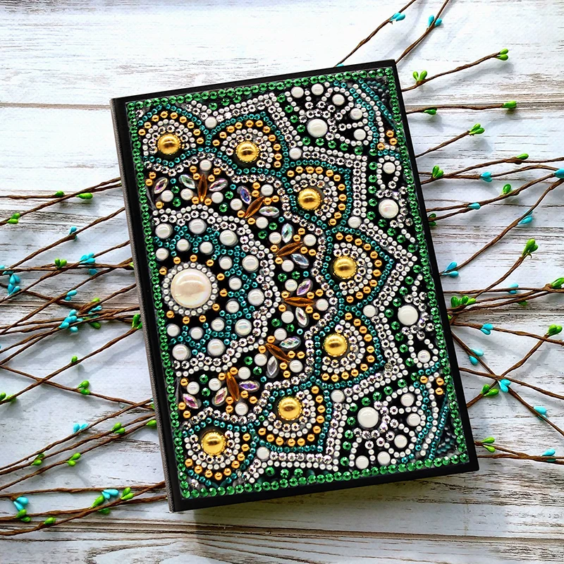 

DIY Mandala Diamond Painting 64 Pages Student A5 Drawing Book Notebook Diamond Cross Stitch Craft Gift Sketchbook Blank Paper