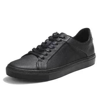 

2020 Spring Low Top Korean Version Comfortable Mens Shoes Genuine Leather Fashion Flat Male Footwear Casual Lace Up Moccasins