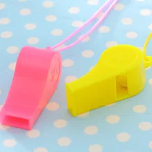 Пластиковый свисток, детская игрушка, подарок, на выдув, свисток, cai pan shao, вентиляторы, шнурок, игровой свисток