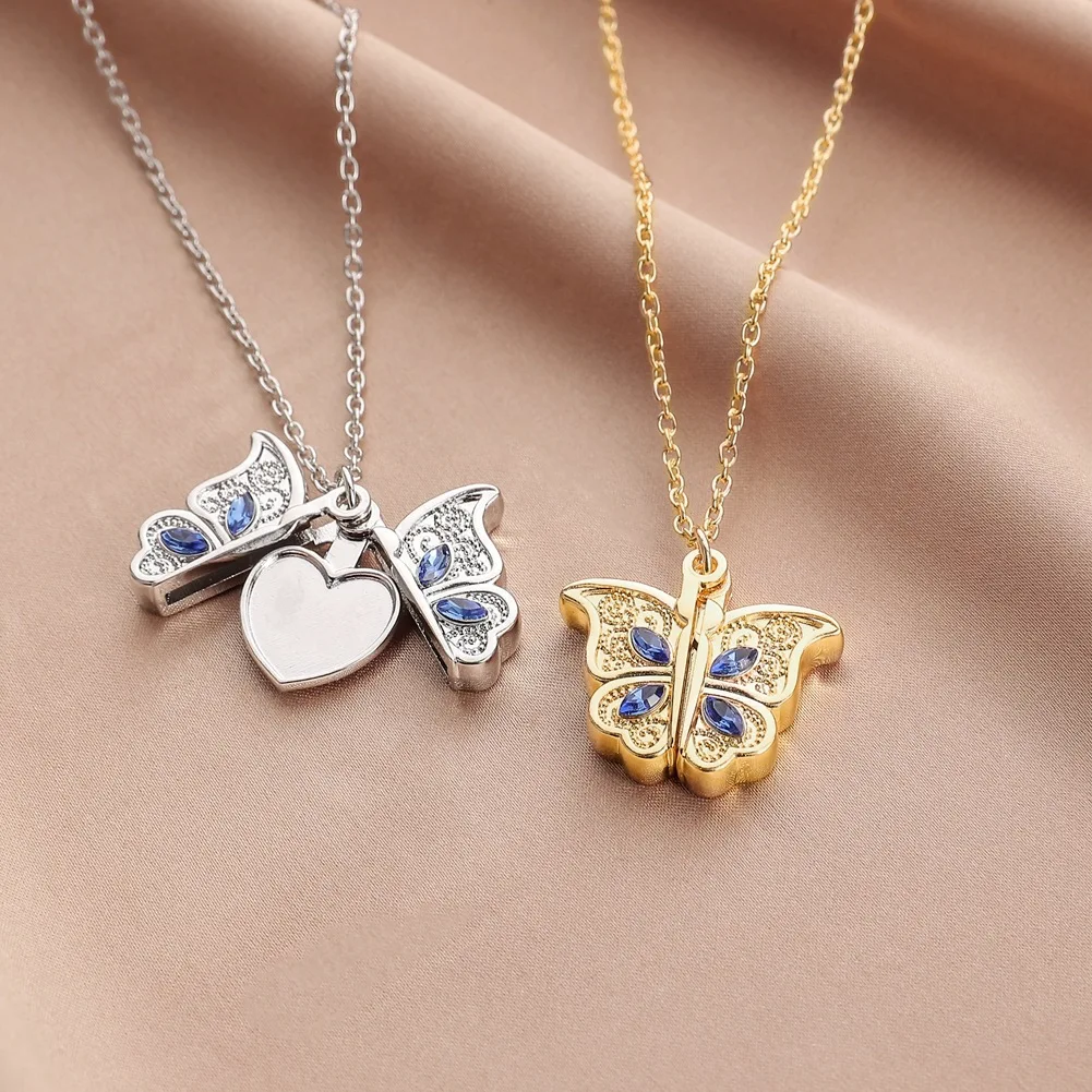 

Butterfly Necklace Metal Diamond Butterfly Love Openable Photo Box Pendant Necklace Temperament Simple Clavicle Chain
