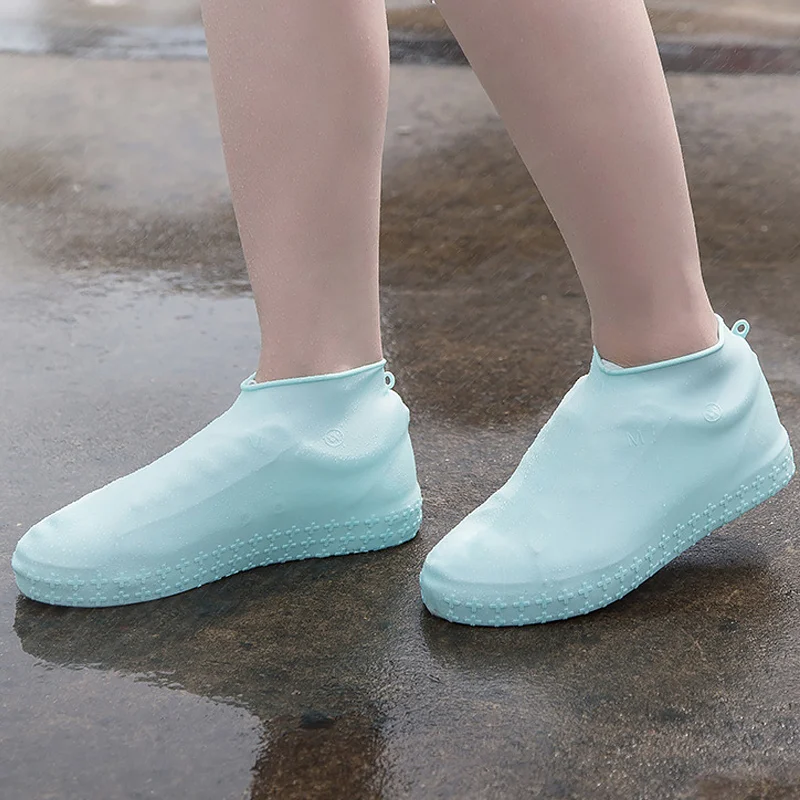 

2020 Spring new arrival light silicone rain shoes covers waterproof women anti slip reusable covers shoes