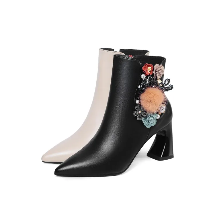 Элегантная Цветочная аппликация; кожаные ботинки; ботильоны с острым носком на необычном каблуке; зимняя женская обувь