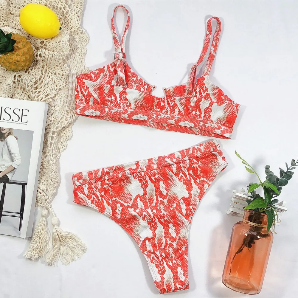 13686099639_74876636