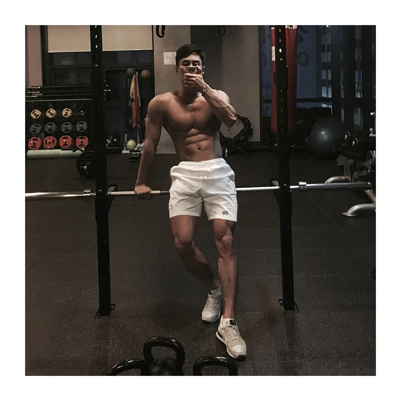 Летние спортивные шорты для бега бодибилдинга мужчин сетчатые быстросохнущие