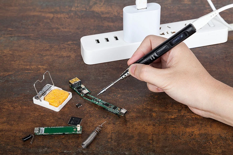 Electric Soldering Iron USB Type-c Power Supply Interface Standard Charging Head and Portable Power Supply for Moving Welding
