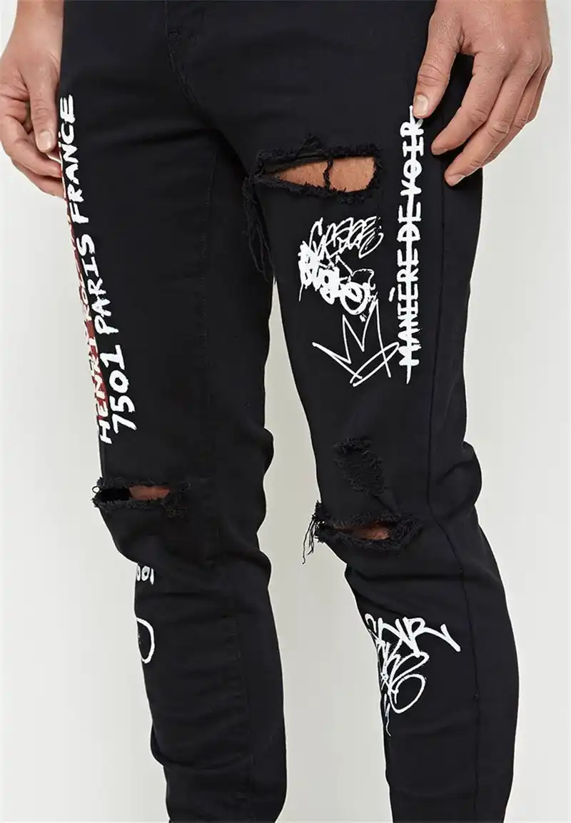 Graffiti Printed Mens Jeans Letras Impresas Agujeros Casual