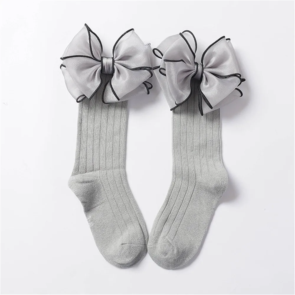 Милые носки для маленьких девочек Гольфы с бантом для маленьких принцесс, носки для девочек, милые носки для малышей длинные носки без пятки для детей, обувь для малышей - Цвет: Серый