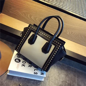 

The Same Style Women's Bag New Fashion Handbag Messenger Bag