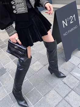 

Fashion versatile anti-glare velvet pleated skirt ladies autumn and winter clothing high waist A word poncho mini skirt