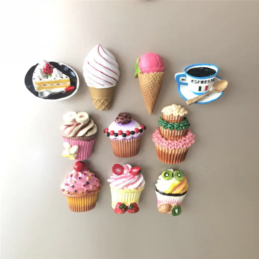 

3D Resin Simulation CupCake Fridge Magnet Travel Souvenir Kitchen Baking Tools Fridge Decoration Message Post Sticker
