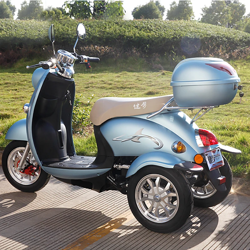 

Male and Female Adult Size King Electric Three-wheeled Elderly Battery Scooter to Pick Up Children