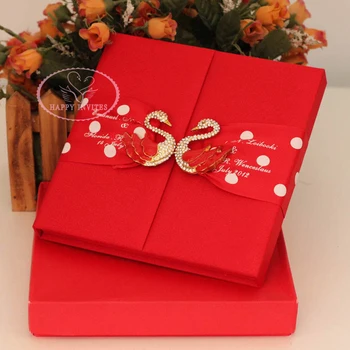 

Free Shipping for Some Countries! HI2002 Custom Red Silk Box Invitation for Wedding with Beautiful Swan Brooch Made in China
