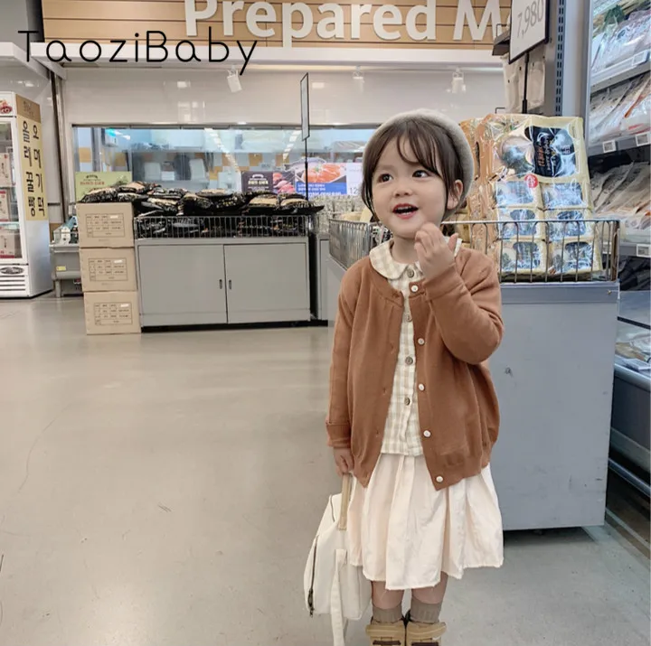 

Multi-colored Sweater Cardigan Round Collar Shell Buckle With Full Personality And Childlike Fashion Style baby girls clothes