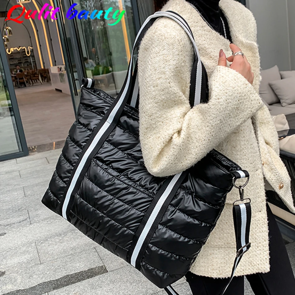 Women's Fashion Large Capacity Handbag Luxury Designer Female Padded
