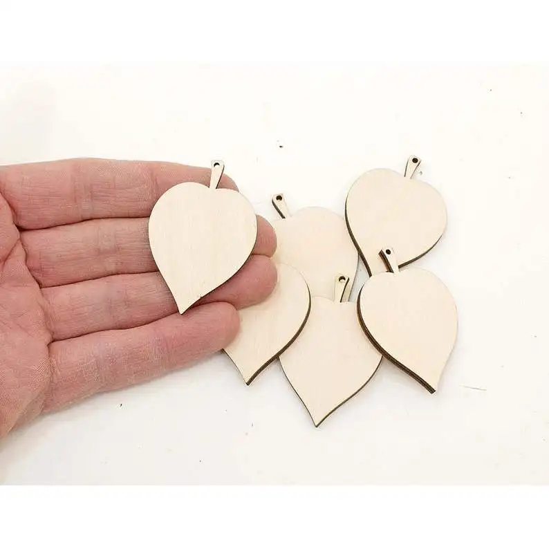 

5x Wooden basic Leaf Blanks (5cm) Shape wood leaves Nature Decoration Gift Decoupage Laser Cut 0803