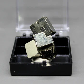 

100% Natural shiny cubic pyrite mineral specimen stones and crystals healing crystals quartz gemstones Free box