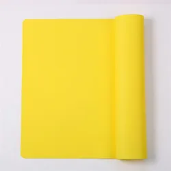 Silicone Heat - Resistant Baking and Kneading Mat - 40x30cm (YELLOW)