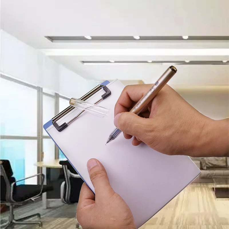 Телемедицина картинки. Папка для записей. Блокнот планшет. Держатель для документов на стол. Бумаги на оплату на столе женщины.