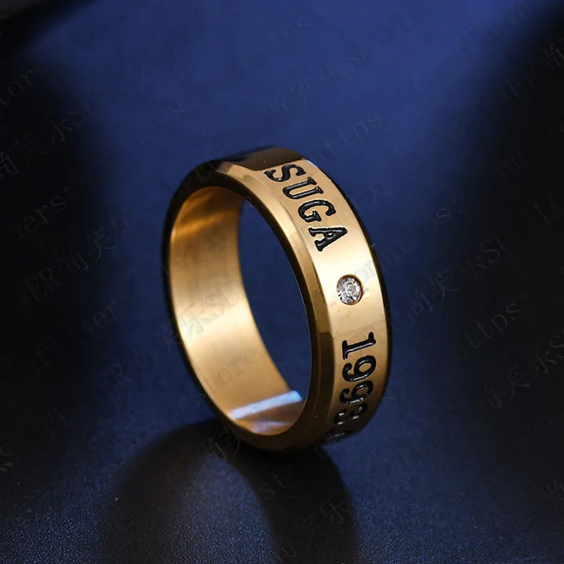 1 шт. Kpop bangtan кольца для мальчиков три цвета имя члена кольцо черное золото серебро Глянцевые Кольца K-pop Bangtan Канцелярия для мальчиков Набор - Цвет: Suga Gold