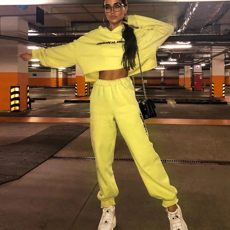 

Explosion Fashion Sports and Leisure Two-piece Set Neckline Zipper Waist Sweater Tunic Trousers Running Suit Jogging Suits