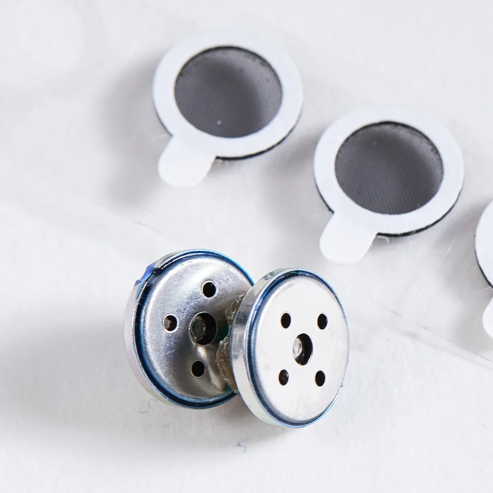 13792113070_587247229