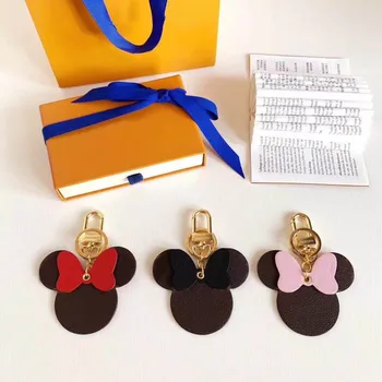 

Luxury Brown Spots Square Pattern Leather Keychain Old Flower Leather Mickey Minnie Circle Buckle Auto Car Keyring High Quality