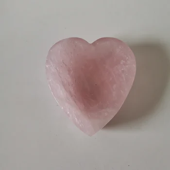 

Natural powder crystal polished heart-shaped ashtray rice bowl beautiful and generous gift