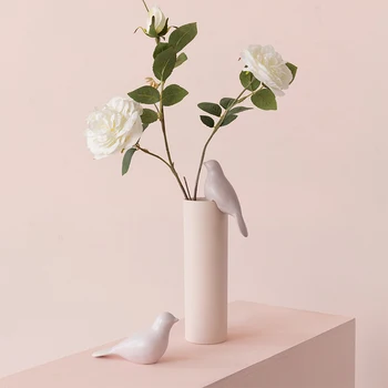 

Modern Living Room Home Creative Decoration Geometric Bird Standing On A Vase For Room Study Hallway Home Wedding Decoration