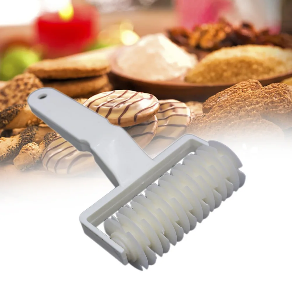 Plastic Baking Tool Pizza Pastry Lattice Roller Cutter Pull Net Wheel Knife for Dough Cookie Pie Craft Kitchen Accessories