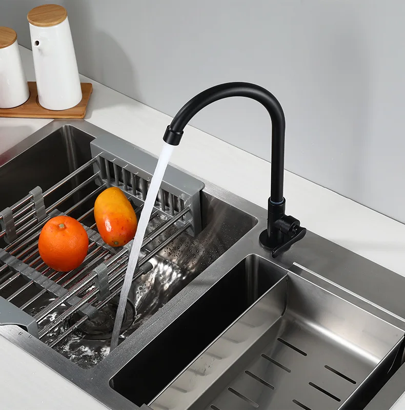 12323624387_92340641