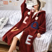 Новая зимняя Коралловая бархатная Пижама, женский корейский большой фланелевый Халат с капюшоном, Женская свободная ночная рубашка средней длины, Зимняя